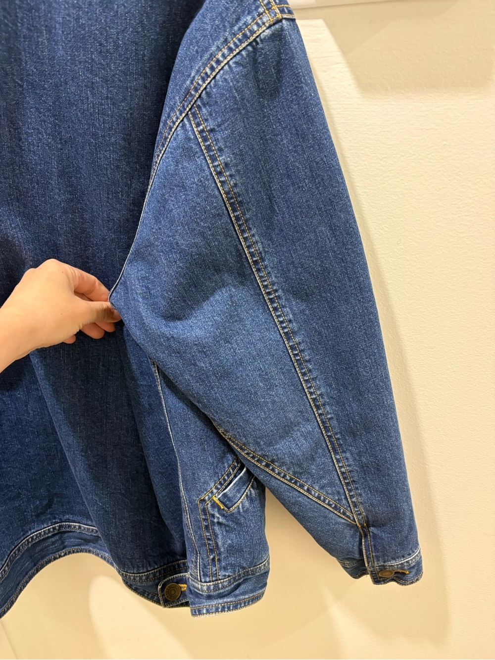 SALE ๐ VINTAGE | 80/90s Eddie Bauer Denim Zip Jacket - Picture 4 of 4
